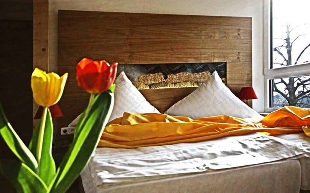Hotel Restaurant Lindenhof บาด ลาสเฟอ ภายนอก รูปภาพ
